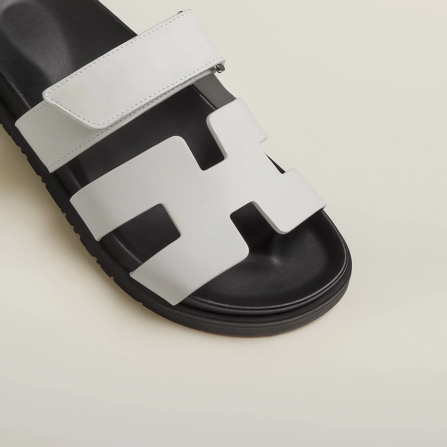 Amara™ | Wkrocz w luksus dzięki designerskim sandałom z wycięciami