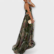 Annai – Elegancka sukienka maxi z siateczki