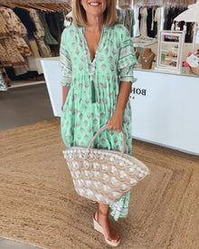 Giulia - midi dress with v-neck and elegant balloon sleeves