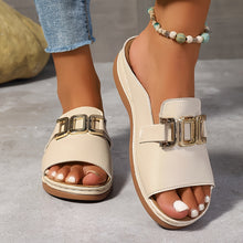 Skylar - elegant buckle sandals