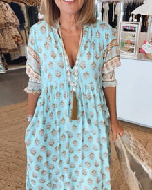 Giulia - midi dress with v-neck and elegant balloon sleeves