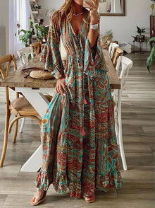 Sukienka maxi boho chic z falbankami i rozkloszowanymi rękawami