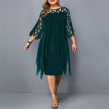 Elegancka sukienka plus size o długości midi