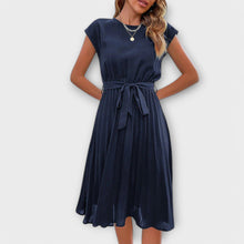 Pleated casual midi dress