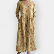 Naledi – sukienka maxi w stylu vintage z motywem kwiatowym