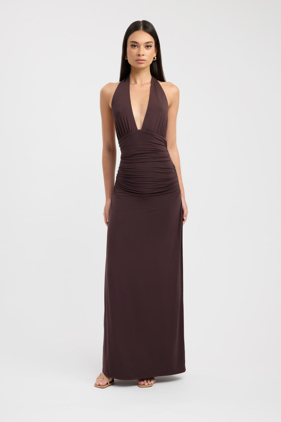 Lerato – Elegancka sukienka maxi z dekoltem typu halter