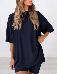Hilda minimal 2-piece set