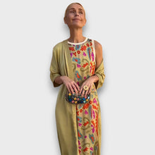 Lindiwe – Elegancka Sukienka Maxi z Kardiganem